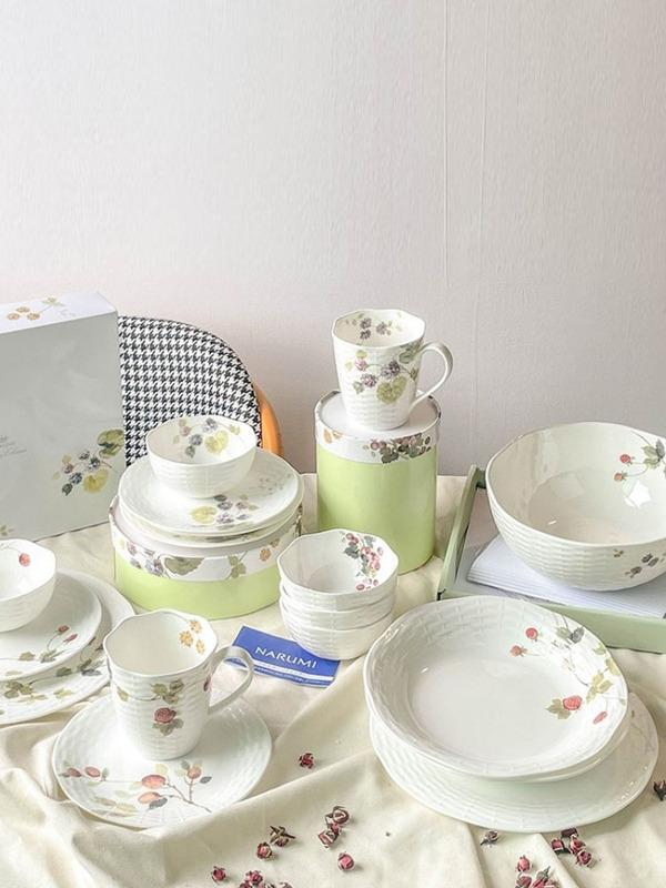 In Stock Narumi Lucy Garden Bone China Household Mug Housewarming Gift Tableware Moving Gift In Stock Narumi Lucy Garden Bone China Household Mug Housewarming Gift Tableware Moving Gift