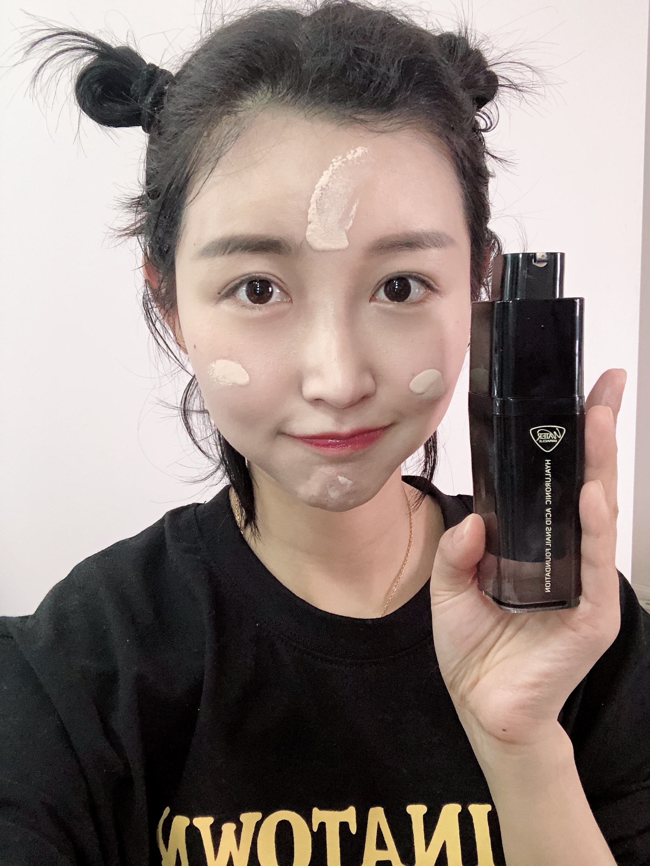 Nền tảng tên lớn pings nước phép lạ axit hyaluronic axit nền tảng chất lỏng Chụp ảnh để gửi kim ánh sáng 168 nhân dân tệ - Nền tảng chất lỏng / Stick Foundation kem nền lancome