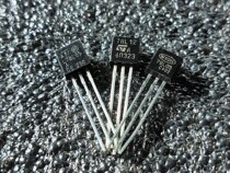 New voltage regulator transistor L78L05 = 78L05 78L12 79L05 TO-92 issued more than 50