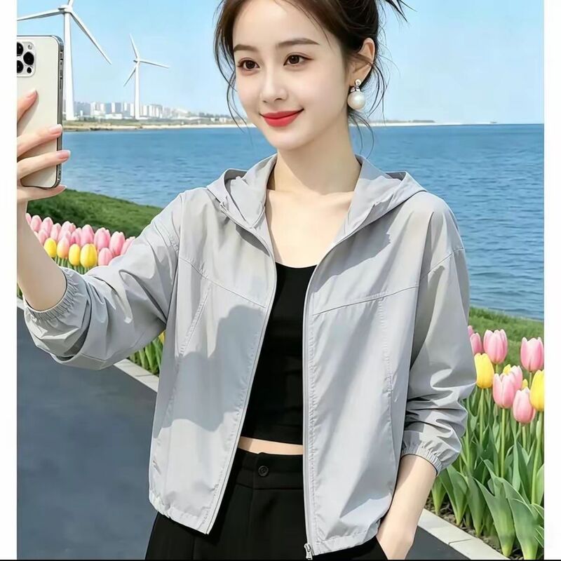 2026 New Style Hooded Women's Lightweight Breathable Loose Cardigan Short Jacket for Petite Women Summer Casual Sun Protection Clothing 2026 New Style Hooded Women's Lightweight Breathable Loose Cardigan Short Jacket for Petite Women Summer Casual Sun Protection Clothing
