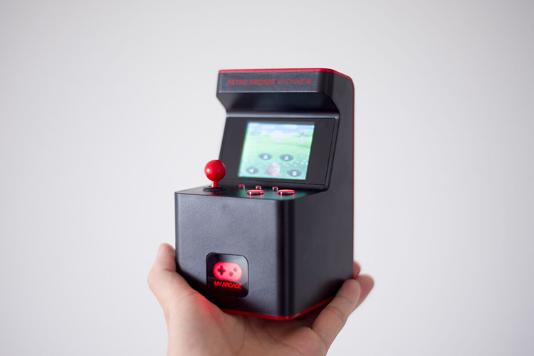 American dreamgear máy chơi game mini mới retro arcade rung động món quà sinh nhật phổ biến bạn trai - Kiểm soát trò chơi tay cầm logitech f310