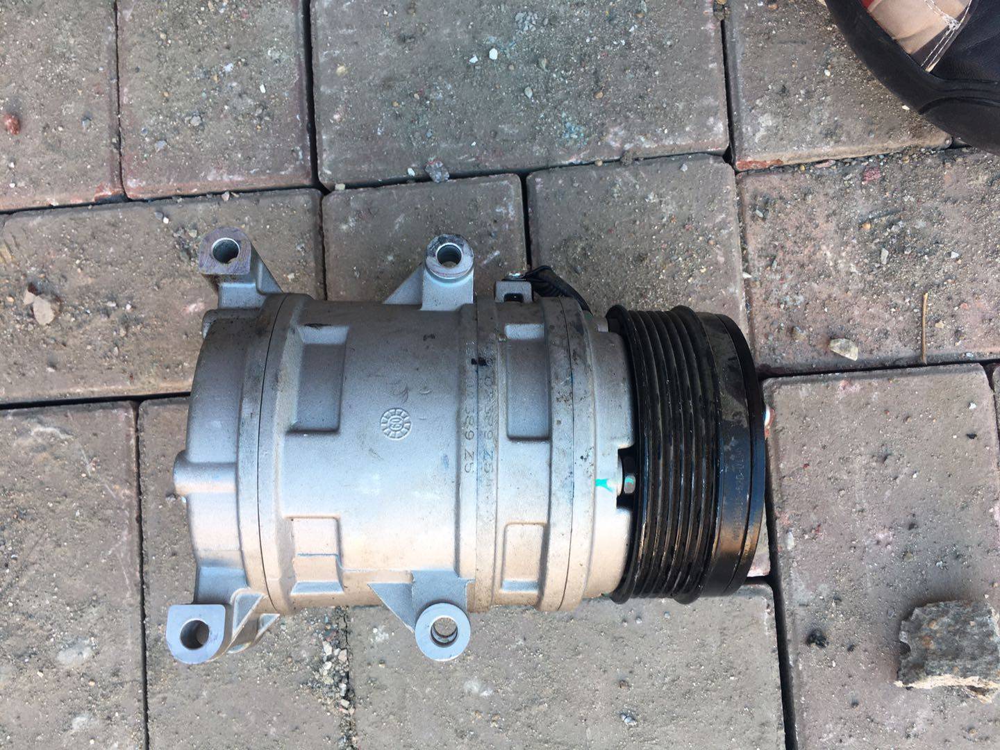 FAW Senya R7 Pentium B30 compressor cooling pump original parts