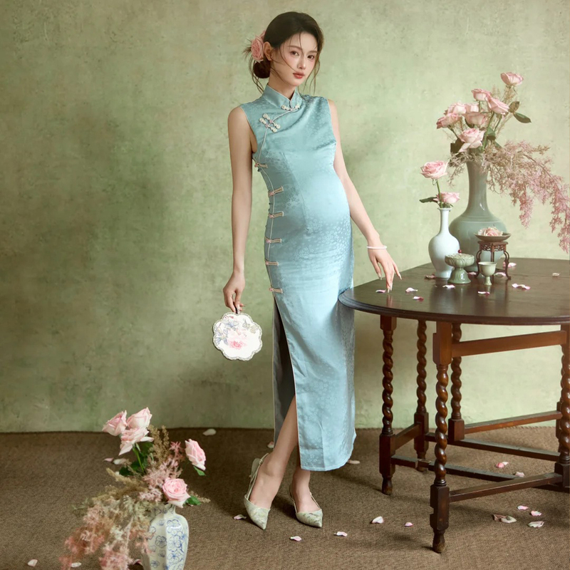 New Style Maternity Photoshoot in a Studio: New Chinese-Style Cheongsam Dress for Pregnant Women, Maternity Photos, Belly Photos, Art Photos, Theme Photos