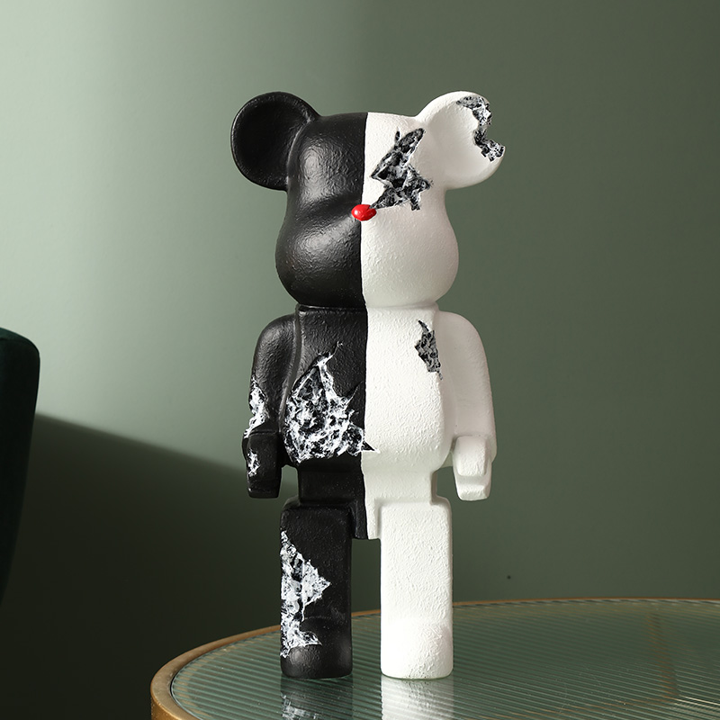 Ornament home accessories living room personality corrosion violent bear gift TV cabinet wine cabinet cabinet partition cartoon decoration