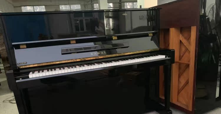 Nhật Bản nhập khẩu đàn piano trung cổ KAWAI dễ thương KU-10 dọc màu đen roland f140r