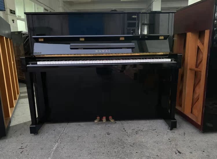Nhật Bản nhập khẩu đàn piano trung cổ KAWAI dễ thương KU-10 dọc màu đen roland f140r