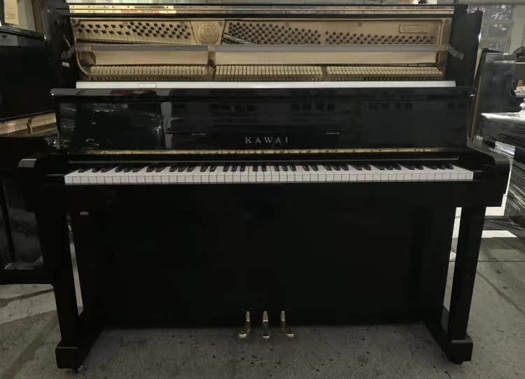 Nhật Bản nhập khẩu đàn piano cũ Kawaii kawai KU-1B đàn piano thẳng đứng piano co