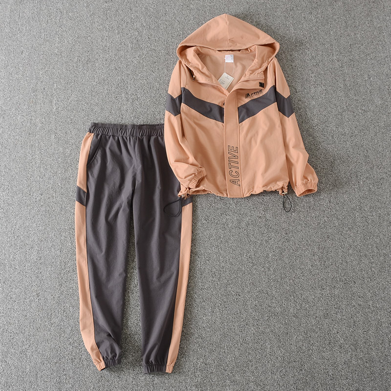 Even cap blouses spring 2022 new casual sportswear suit women Chains little sub fashion two sets