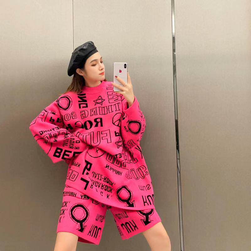 European station autumn and winter loose wool knitted wide-leg sweater shorts suit female fashion casual western style two-piece set