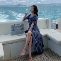 Large size womens clothing in the summer of 2021 new fat sister belly cover thin age Chiffon split fairy dress