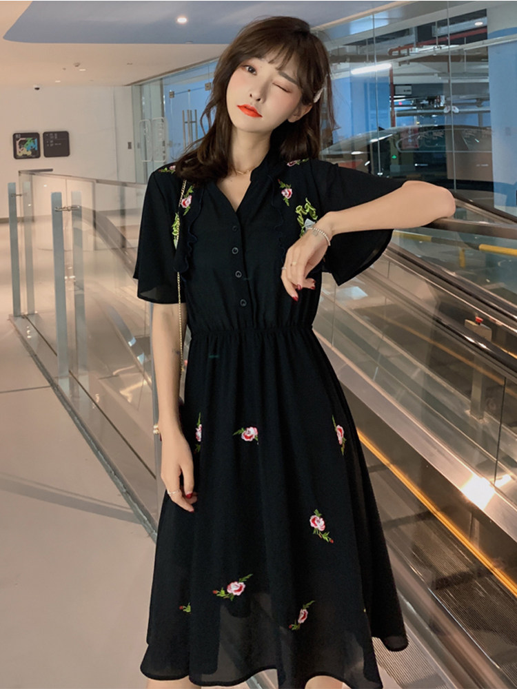 Large size women's clothing 2021 fat sister summer dress loose thin belly elastic embroidered Chiffon short-sleeved dress