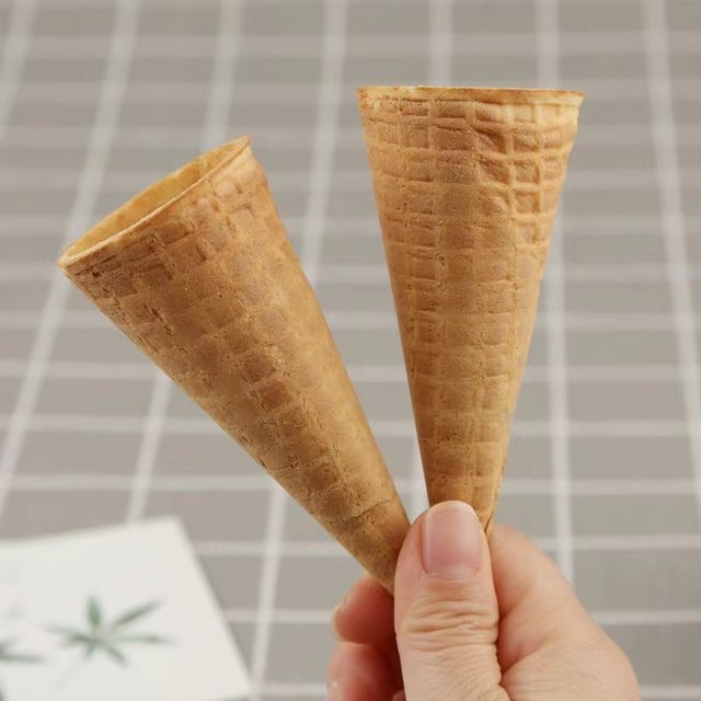 ສີຄີມກ້ອນໂກນ crispy ice cream cone crispy cone shell ice cream cake decoration ້ໍານົມຮ້ອນການຄ້າ