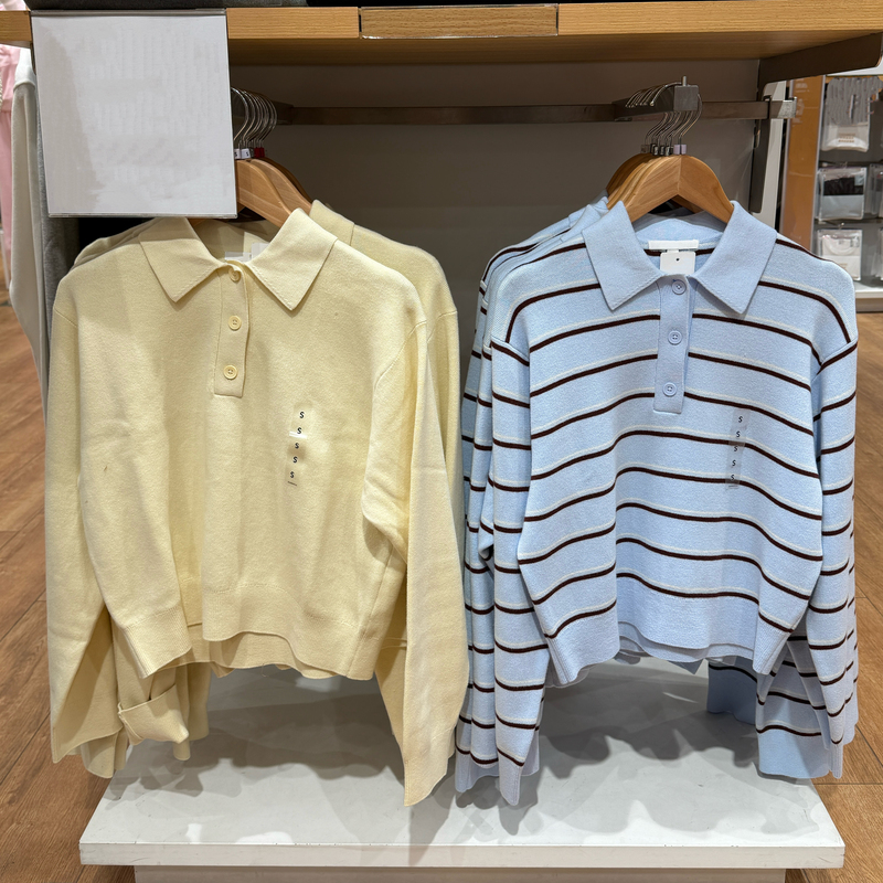 Women's Smooth Cotton Casual Style Polo Collar Striped Knitwear Long-Sleeved Sweater 484503/482971 Women's Smooth Cotton Casual Style Polo Collar Striped Knitwear Long-Sleeved Sweater 484503/482971