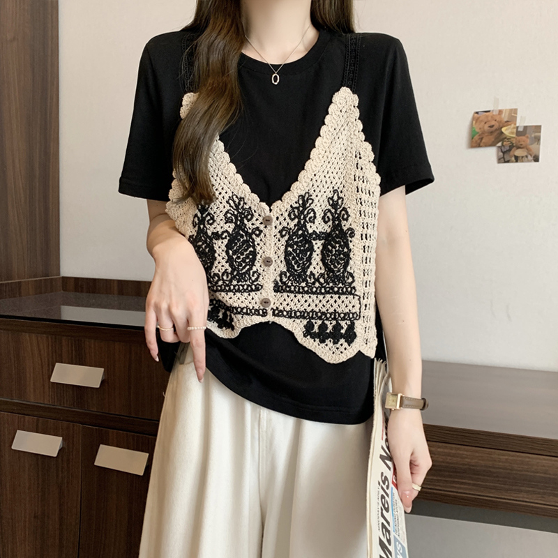 Short-Sleeve T-Shirt for Women, Summer 2026 New Style, Mori-Style Artistic Faux Two-Piece Knitted Crochet Fashion Unique Top Trendy