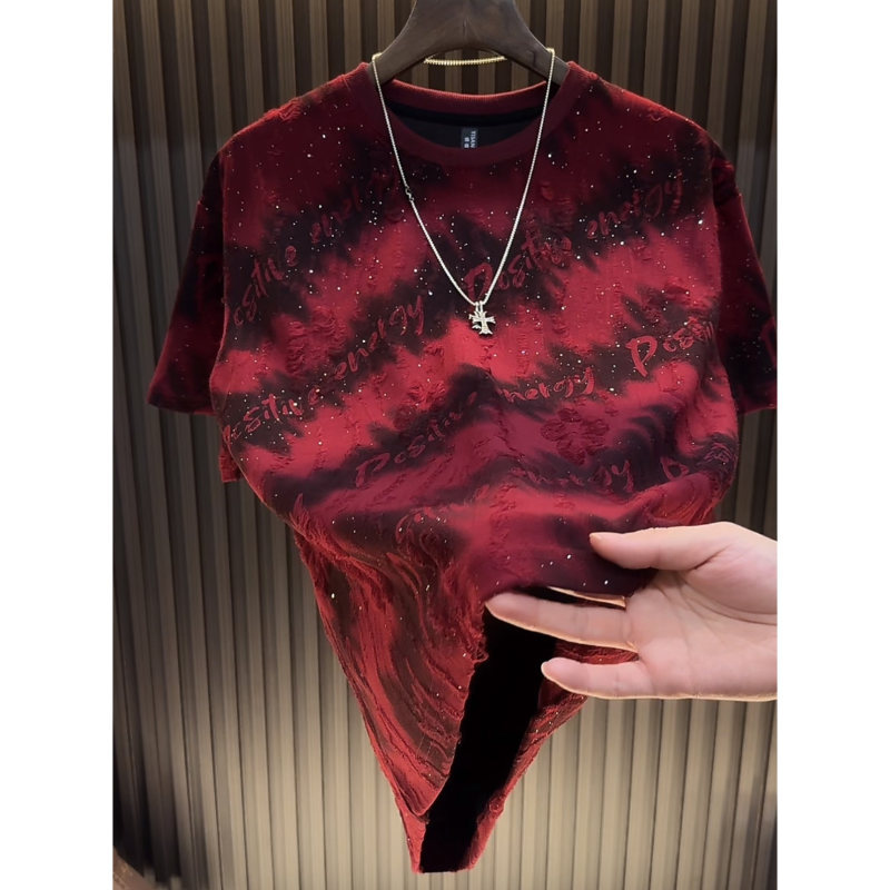 European Light Luxury 2026 New Year Short-Sleeve Men's T-Shirt with Starry Lettering, Shiny and Distressed, Fashionable and Trendy Half-Sleeve for Men