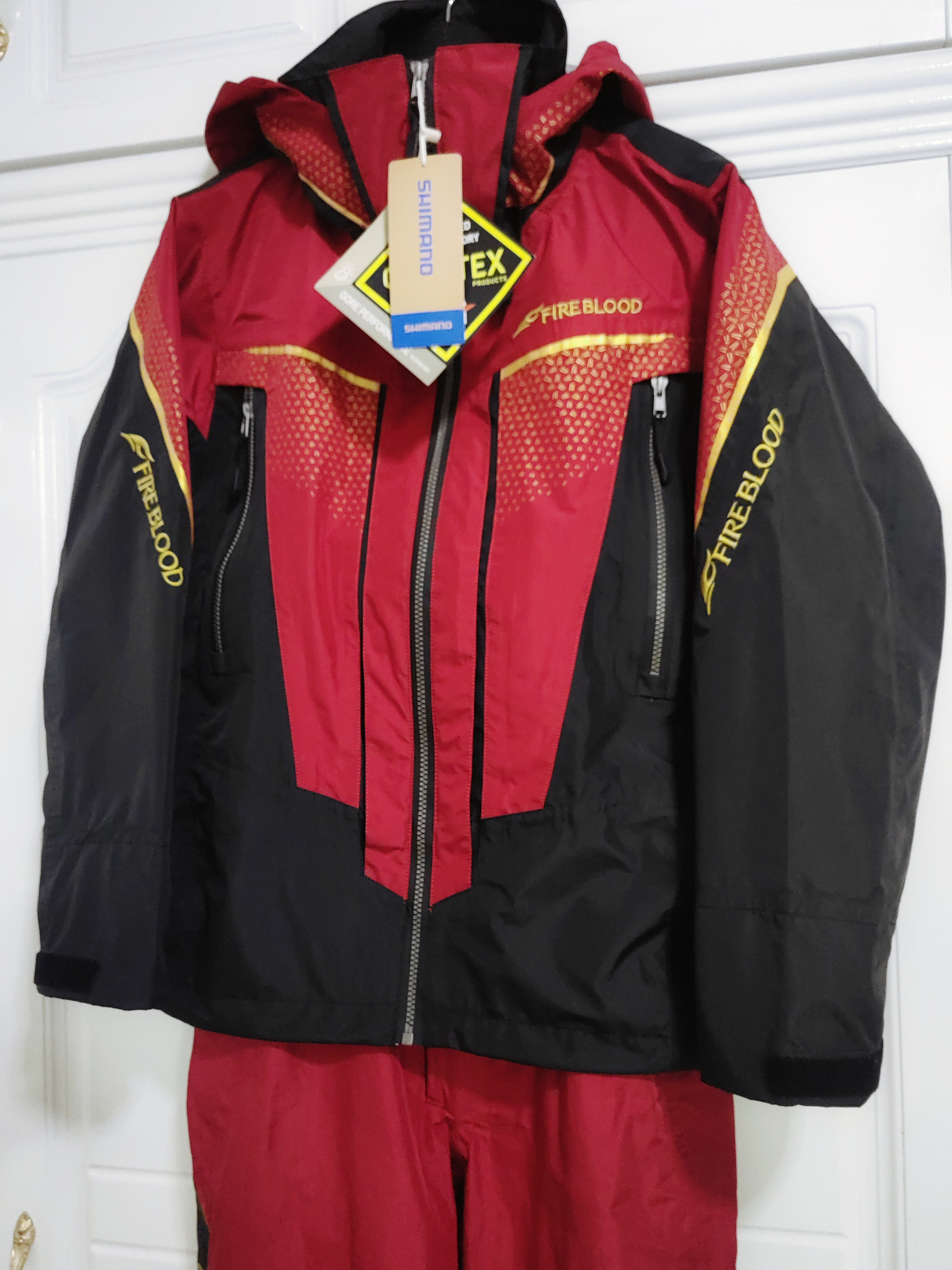 23 years new Isotsuit waterproof and moisture-permeable submachine clothing anti-rain and heavy rain 3-laminated rubber fishing suit GTX120-Taobao