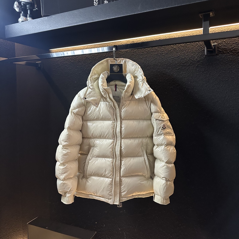 Winter Cold-Resistant 2026 Fashionable New down Jacket for Men and Women, Short Style, Warm Maya Couple Style White Duck down Coat
