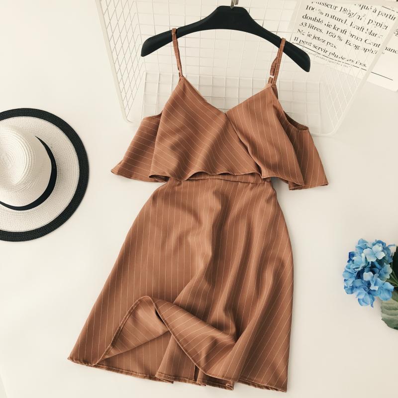 Phong cách châu Âu và retro retro dọc cổ chữ V máy cẩn thận xù ra khỏi vai ngắn tay ngực ngực eo Một chiếc váy nữ 	váy rút dây eo	