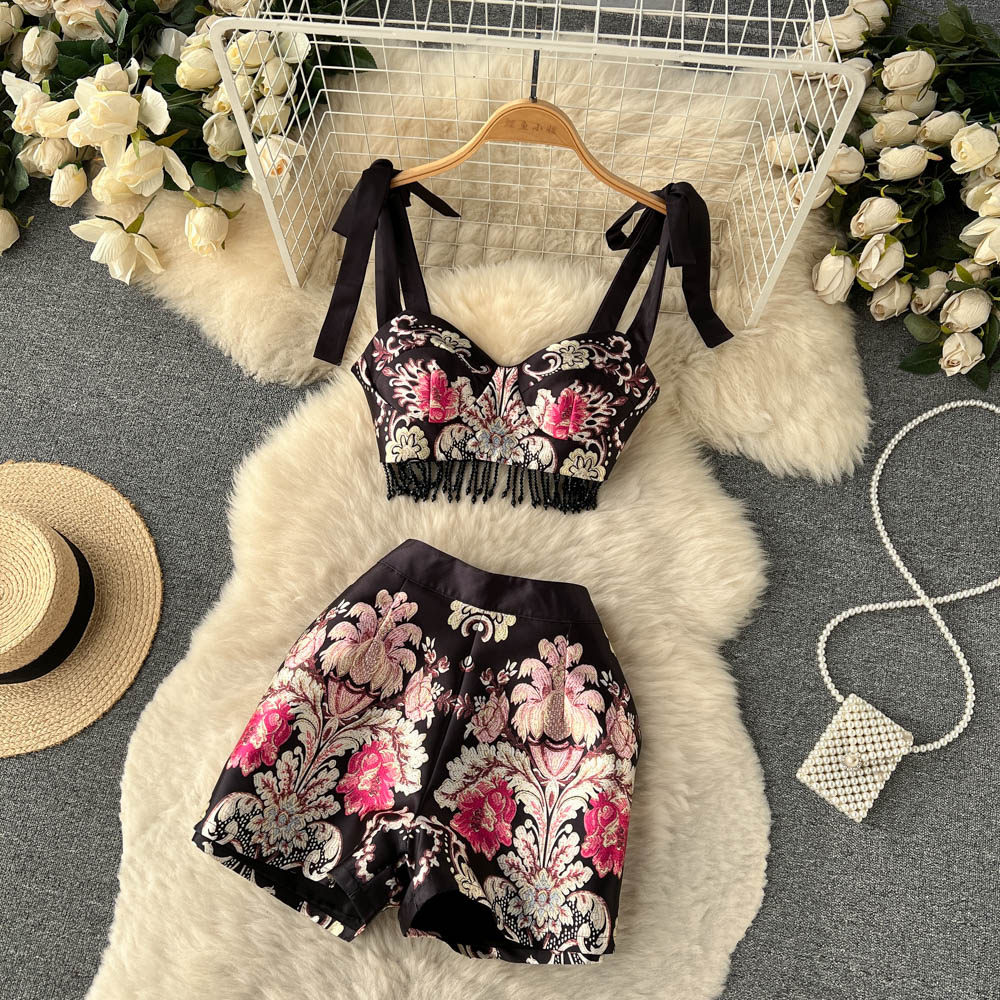  width=800></p>
<p><span><b>Brand Name: </b> Banulin</span><br /><span><b>Age: </b> Ages 35-45 Years Old</span><br /><span><b>Material: </b> Polyethersulfone</span><br /><span><b>Elasticity: </b> Non Strech</span><br /><span><b>Fabric Type: </b> Oxford Textile</span><br /><span><b>Style: </b> Office Lady</span><br /><span><b>Pattern Type: </b> Floral</span><br /><span><b>Fit Type: </b> skinny</span><br /><span><b>Decoration: </b> TASSEL</span><br /><span><b>Gender: </b> WOMEN</span><br /><span><b>Clothing Patterns: </b> SLIM</span><br /><span><b>Clothing Length: </b> Super-short</span><br /><span><b>Place Of Origin: </b> China (Mainland)</span><br /><span><b>Pant Length(cm): </b> Shorts</span><br /><span><b>Collar: </b> Strapless</span><br /><span><b>Closure Type: </b> zipper</span><br /><span><b>Sleeve Style: </b> Regular</span><br /><span><b>Material Composition: </b> Synthetic fiber</span><br /><span><b>Pant Style: </b> Regular</span><br /><span><b>Origin: </b> Mainland China</span><br /><span><b>CN: </b> Guangdong</span><br /><span><b>Pant Closure Type: </b> Zipper Fly</span><br /><span><b>Season: </b> Summer</span><br /><span><b>Sleeve Length(cm): </b> Sleeveless</span></p>
<p>“</p>
			</div>
					<div class=