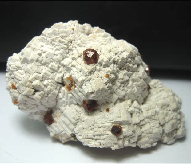 Mineral Crystal Rock SL1403CB5 - Fujian Yunxiao - Manganese Aluminum Ganet 5 8cm20g