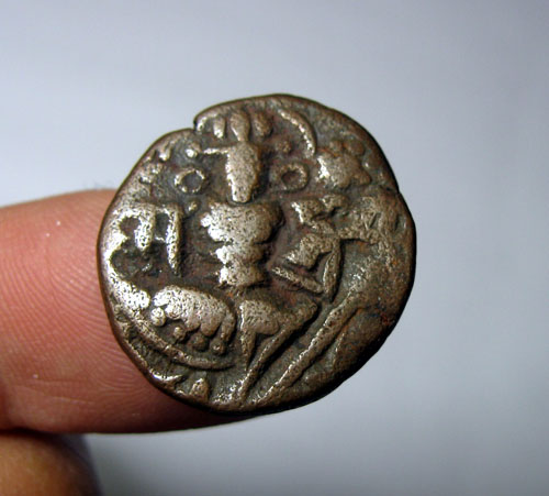 Ancient coin R5275R9-Kashmir Lohala dynasty copper coin-AD 1003-1120 (20mm5 9g)