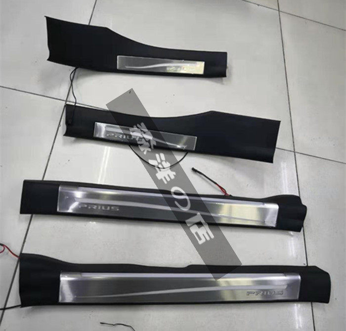 Hong Kong right titanium car Prius 05-18 years 50 series PRIUS special car special original replacement welcome pedal