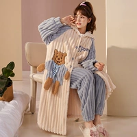 88330 Женщина