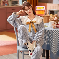 Бархатный кардиган, синяя кукла с бантиком, кукольный воротник