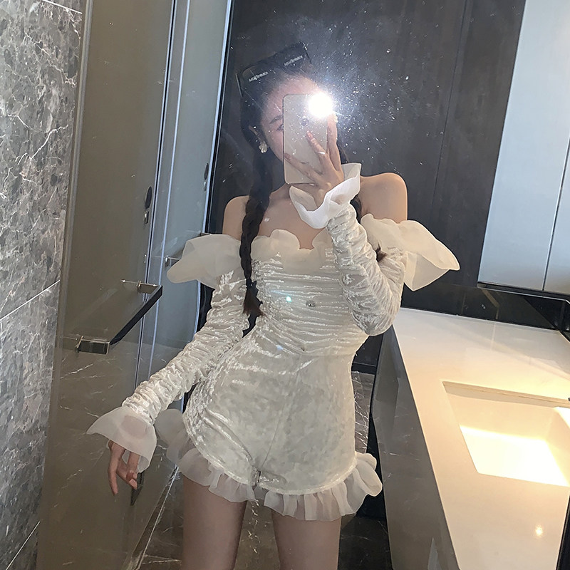 Small spring dress new apricot high waist slim jumpsuit loose straight casual shorts for women 2022ins