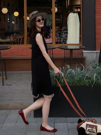 Hepburn-Style Mesh Splicing Black Dress for Women, New Summer Style, Petite French Sleeveless Age-Reducing Tank Dress