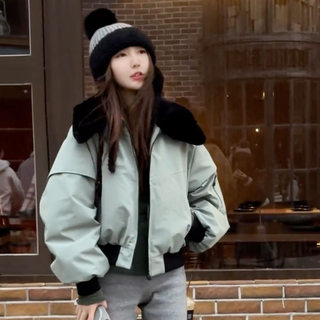 High-End, Super Stylish, Petite, Luxurious Fur Collar Short down Jacket for Women, Winter Thickened Parka Coat