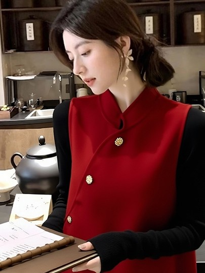 Estilo digno y elegante mejorado nuevo estilo chino rojo cuello alto chaleco con solapa inclinada para mujer otoño e invierno nuevo dobladillo inclinado top de Año Nuevo