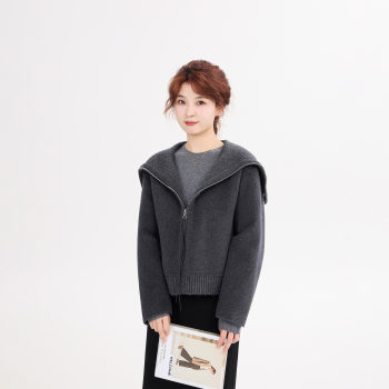 REST HEART 2025冬季新品 大翻领拉链针织短款羊毛大衣