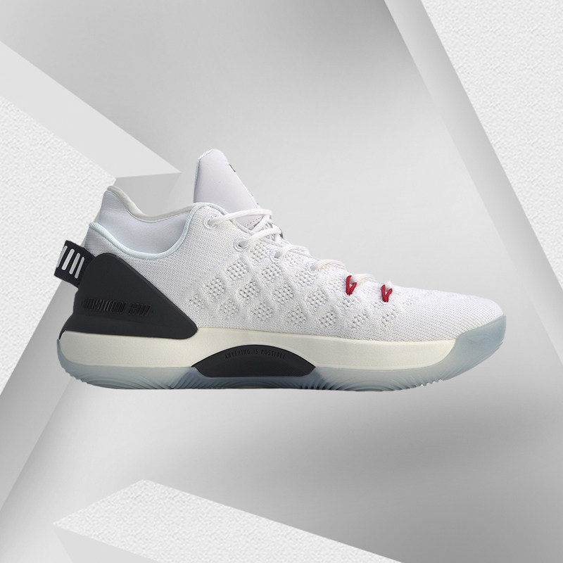 Li Ning basketball shoes men's handsome sneakers 2021 new one-piece woven low-top actual combat sports shoes ABAP095