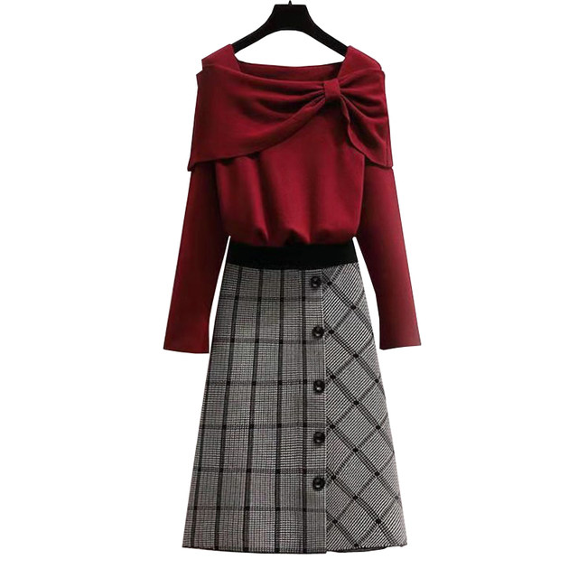 Plus size women's clothing 2022 new autumn suit women's fashion knitwear sweater plaid skirt two-piece trendy