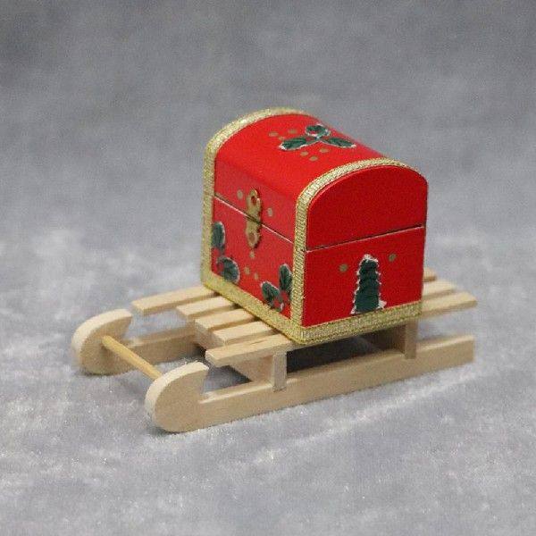 1 12 Mini Wooden Sleigh Gift Box Model DIY Christmas