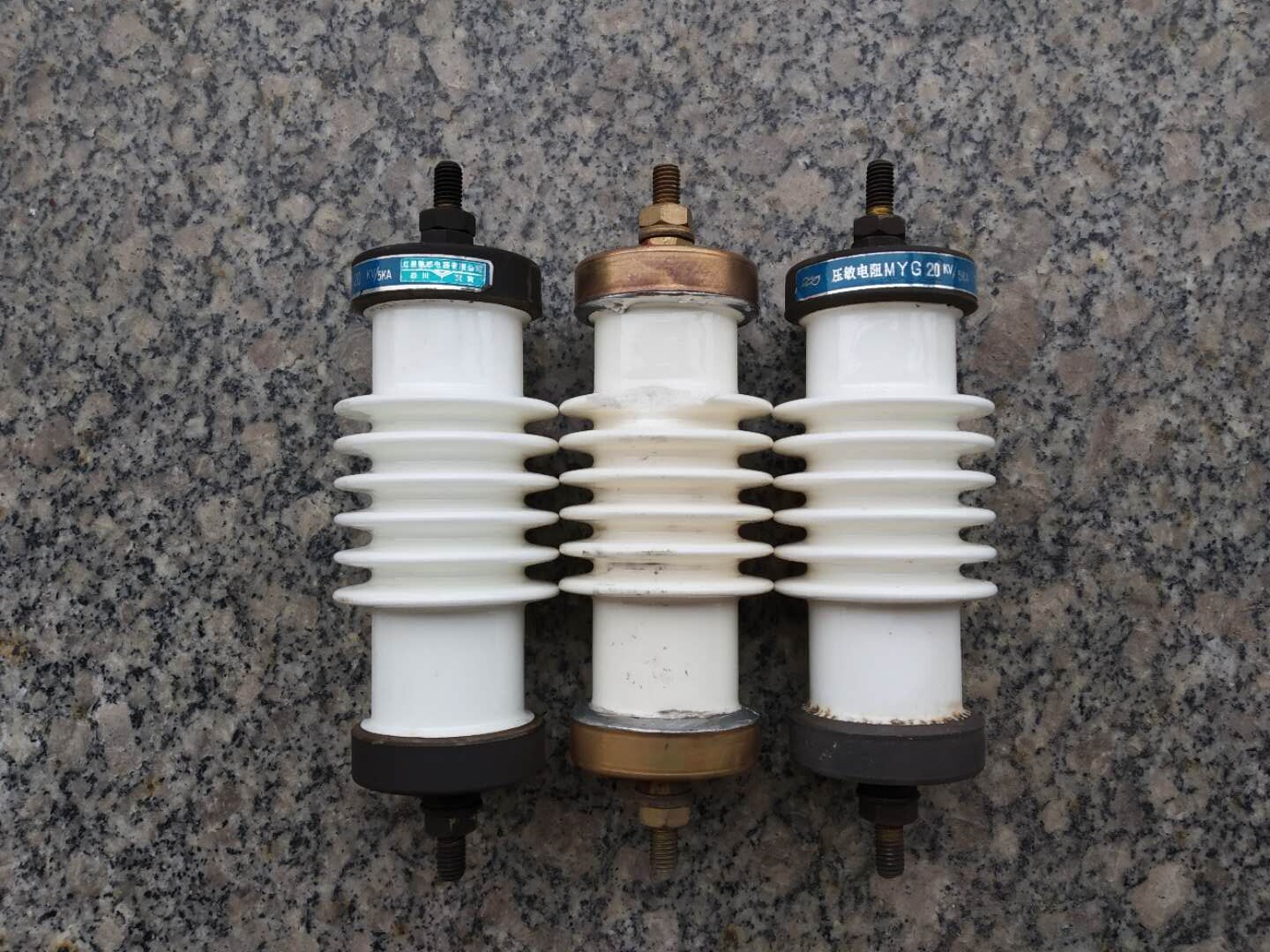 MYG 20KV 5KA high frequency welded pipe quenching heat treatment high pressure varistor zinc oxide arrester