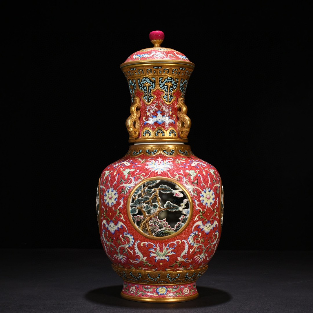中国古董 景徳鎮 黄地清华花果瓶 大清乾隆年製款 骨董 大清乾隆款青花黃地纏枝蓮紋梅瓶古董古玩官