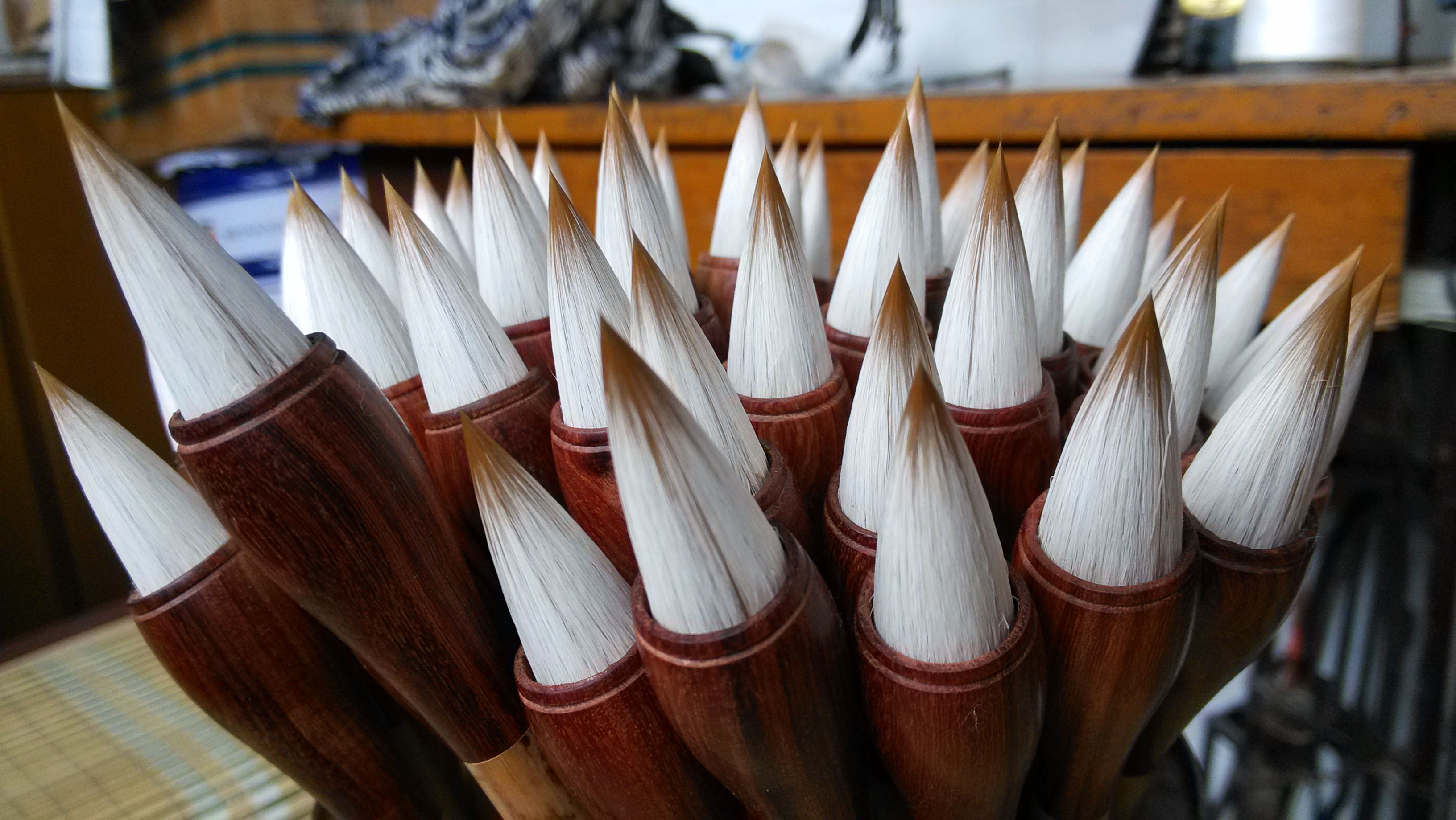 Large Number Eight Large Mountain People Pen Brush and Calligraphy Practicing Calligraphy beginners' Wenfang Four Treasure Sheep Prolonging Pen