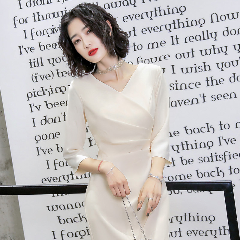 Short version of evening gown with women's light extravagant luxury and high-end name Yuanyuan Temperament can normally wear a banquet foreign dress