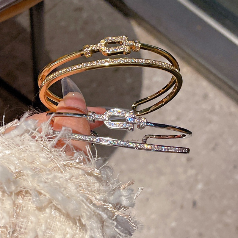 Horseshoe Buckle Bracelet for Women, Full of Diamonds, U-Shaped Pull Ring Bracelet, High-End Design, Light Luxury, Fashionable, Versatile, Elegant and Unique Horseshoe Buckle Bracelet for Women, Full of Diamonds, U-Shaped Pull Ring Bracelet, High-End Design, Light Luxury, Fashionable, Versatile, Elegant and Unique