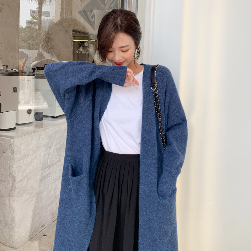 Casual Style Sweater Coat for Women, Spring and Autumn 2026 New Korean Version, Loose Mid-Length Knitted Cardigan, Thickened for Outerwear Casual Style Sweater Coat for Women, Spring and Autumn 2026 New Korean Version, Loose Mid-Length Knitted Cardigan, Thickened for Outerwear