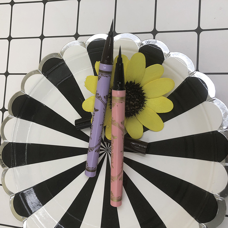 Zhou Zhou khuyên dùng bút kẻ mắt KOJI / Dolly Wink màu đen / cà phê hai màu tùy chọn - Bút kẻ mắt kẻ eyeliner cho mắt 2 mí