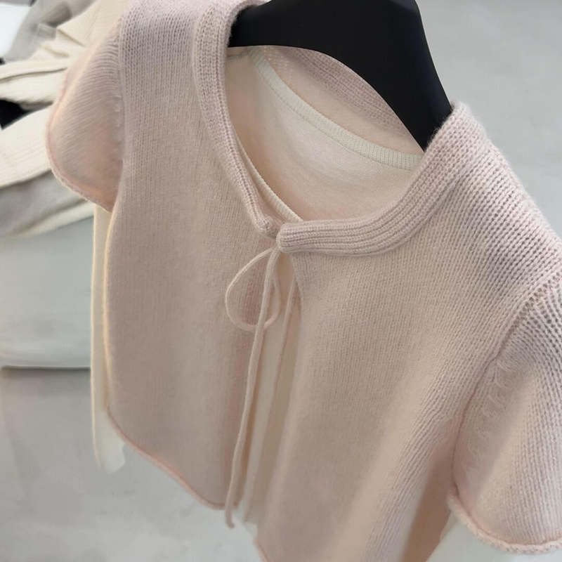 A Favorite Recommendation! Pink Rolled-Edge Short-Sleeve Knit Cardigan for Women, New Autumn Style, Gentle Round Neck, Tie-Up Layered Sweater A Favorite Recommendation! Pink Rolled-Edge Short-Sleeve Knit Cardigan for Women, New Autumn Style, Gentle Round Neck, Tie-Up Layered Sweater