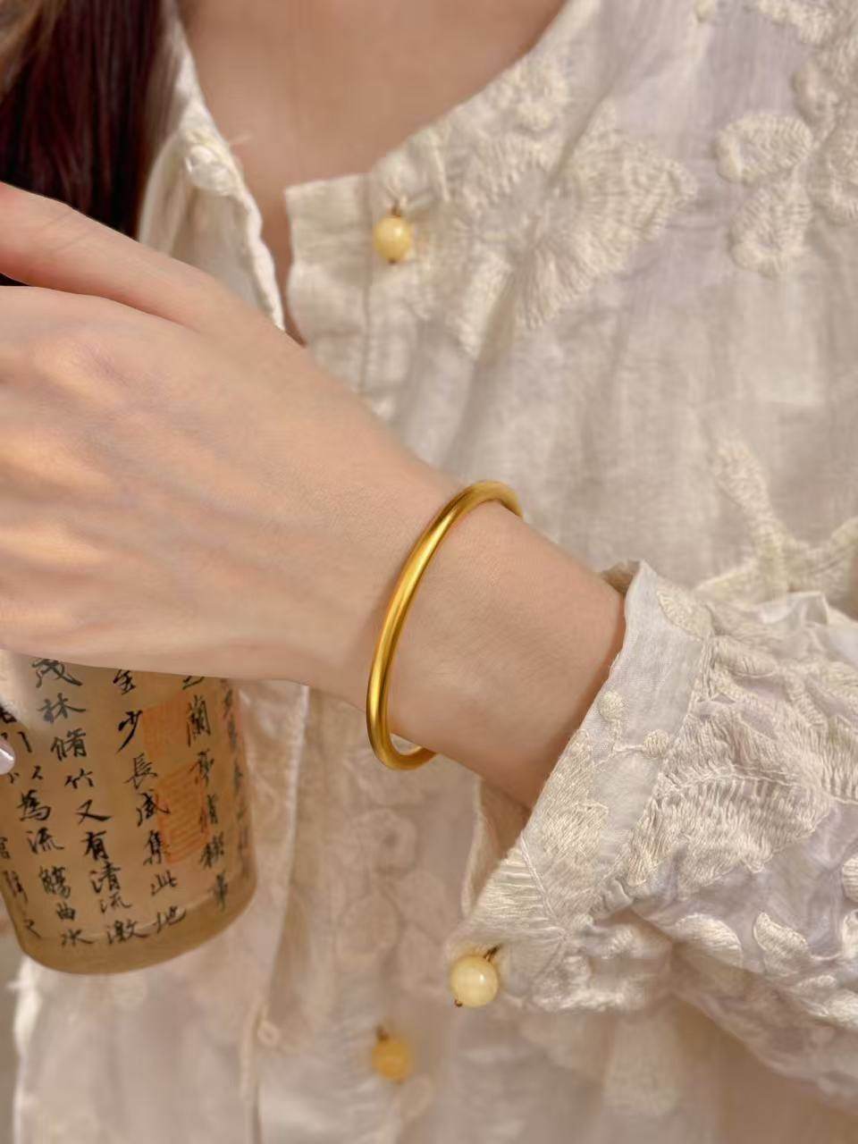 Vietnamesisches Sandgold massives Armband vergoldet