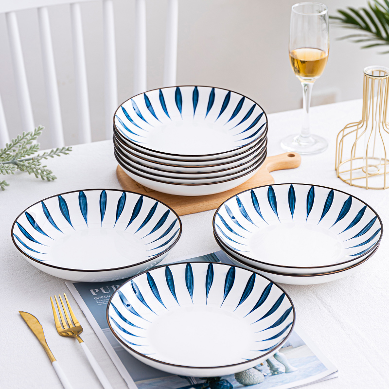 Plate set Household Japanese ceramic plate 2 4 6 10-piece plate Fish plate bowl male creative plate combination