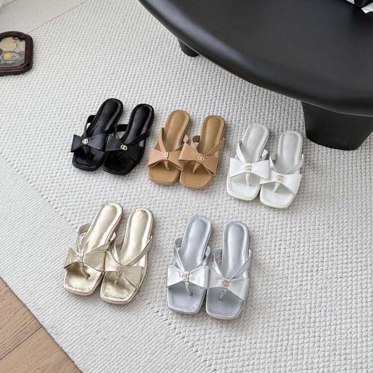 26 Summer New Korean Style Bowknot Open-Toe Low-Heel Sandals for Women, Versatile and Stylish Flip-Flops
