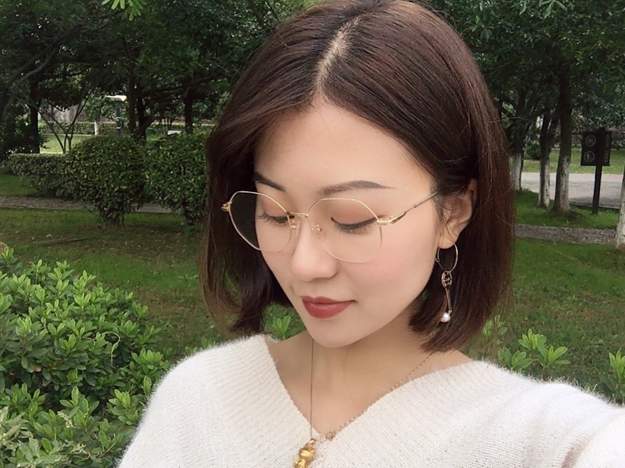 Kính đa giác khung văn học retro kính không đều khung kim loại mặt mỏng nam nữ kính bảo vệ bức xạ kính mắt bích ngọc