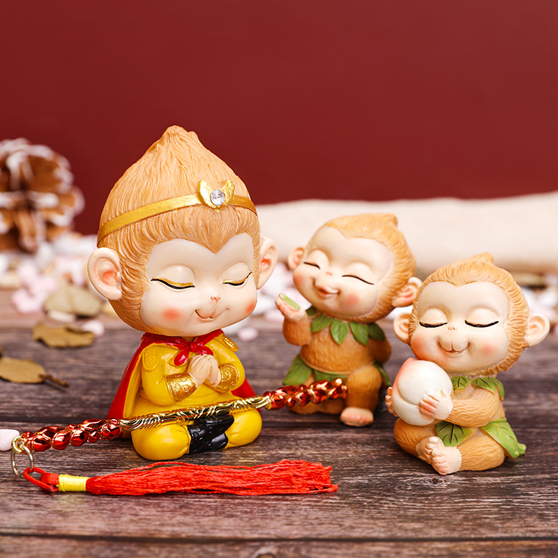 Creative Cartoon Qitian Great Saint-Home Boys Desktop Monkey Car Decorations On-board Sun Epiphany Small Pendulum Pieces