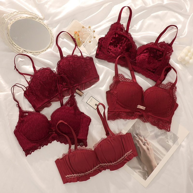 Sexy small breasts to woo no steel ring pure desire red lingerie female bride to marry this life-year lace little cute hood suit